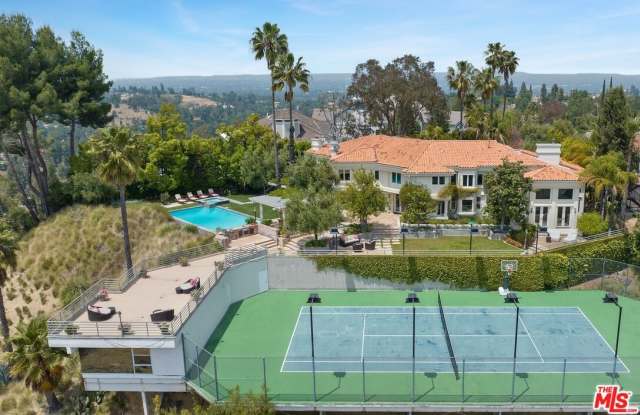 4001 Clarinda Dr