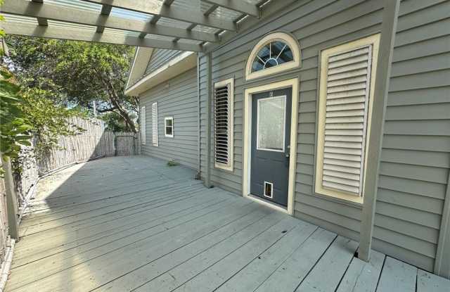 221 Commerce Street unit: E