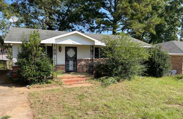 Photo of 3 Bedroom, 1 Bathroom. Available March!