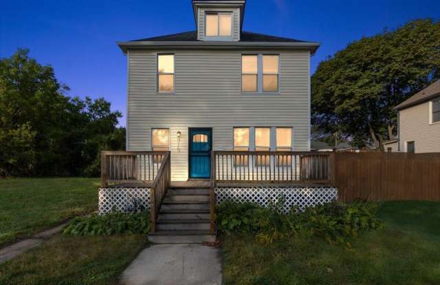 3473 Townsend Street