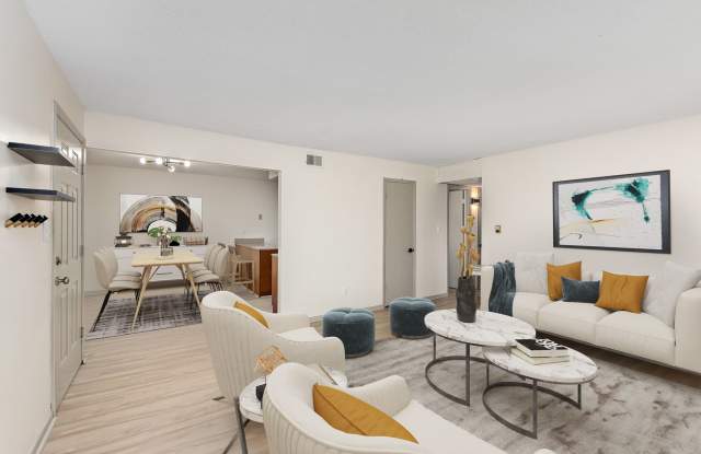 Oval Spring Apartments