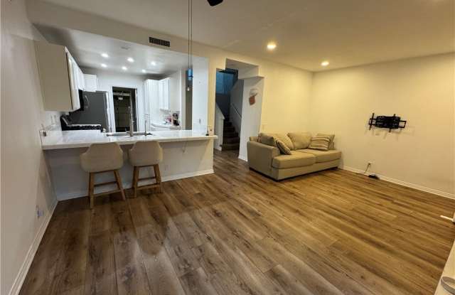 25082 Camino Del Mar