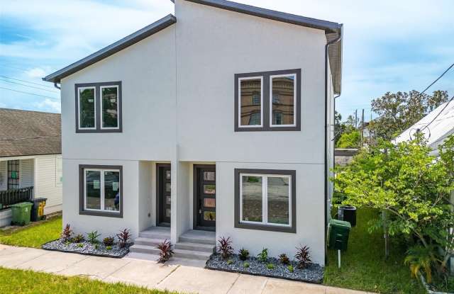 Photo of 2512 W CHESTNUT STREET