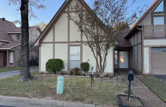 Photo of 1005 Town Lake