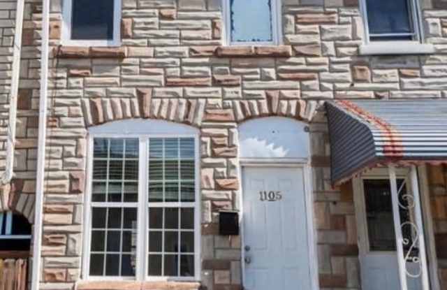 1105 Green Street