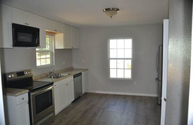 Cozy 1 bedroom 1 bathroom