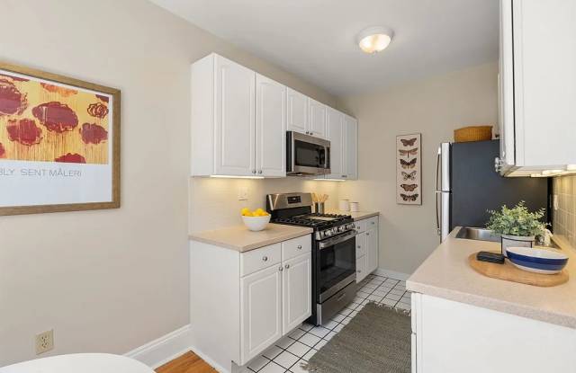 860 Massachusetts Ave