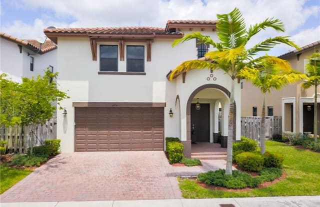 8751 NW 102nd Pl - 8751 Northwest 102nd Place, Doral, FL 33178