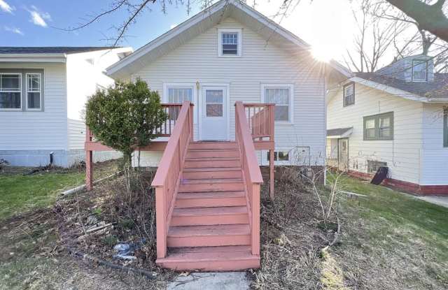 421 19th Street Northeast