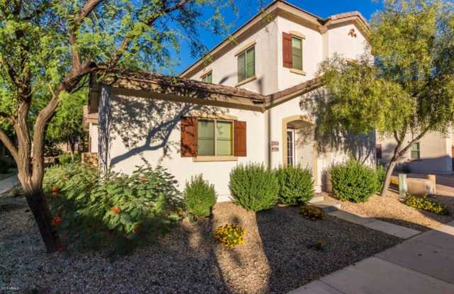 Photo of 22026 N 103rd Ln #358, Peoria - Adorable 3 bedroom townhome