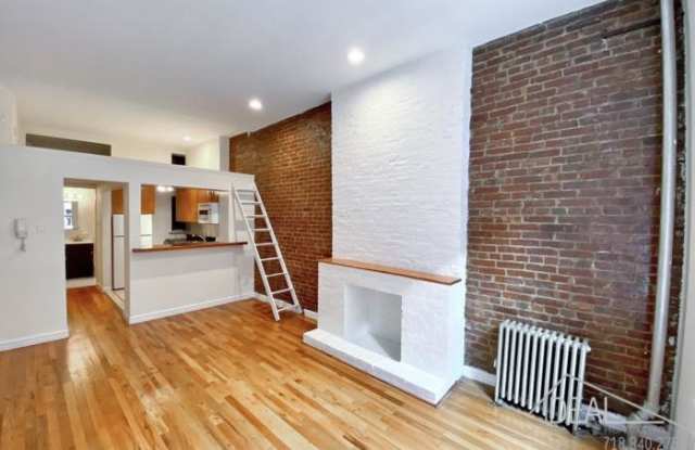 518 E 82nd Street - 518 E 82nd St, New York City, NY 10028