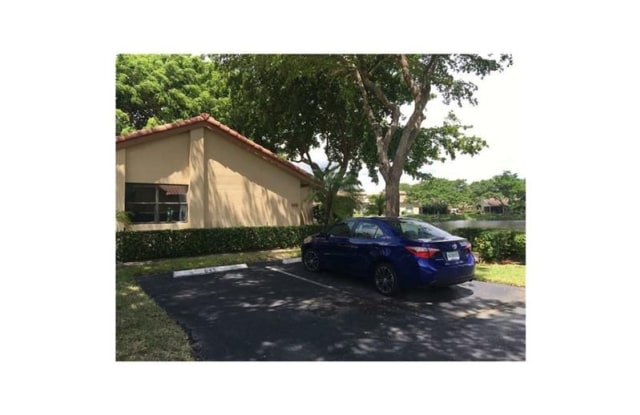 645 N Deer Creek Lake Point Ln - 645 Lake Point North Ln, Deerfield Beach, FL 33442