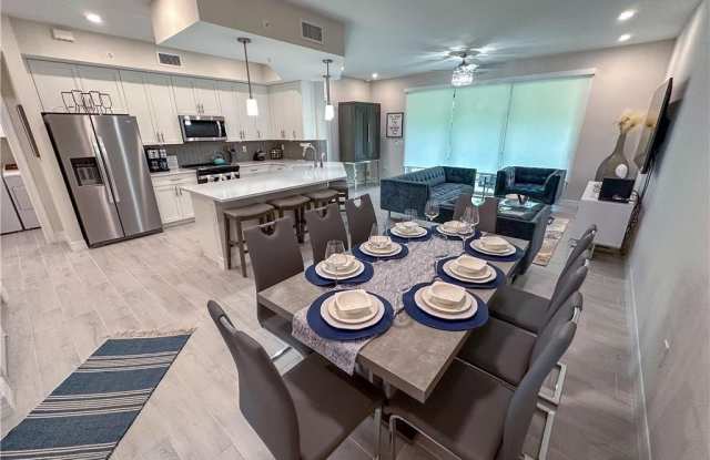 Photo of 220 Indies Dr E