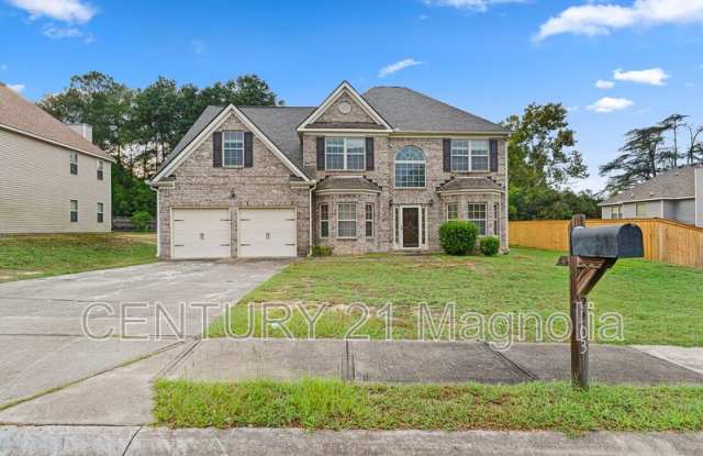 2203 Grandwood Ln