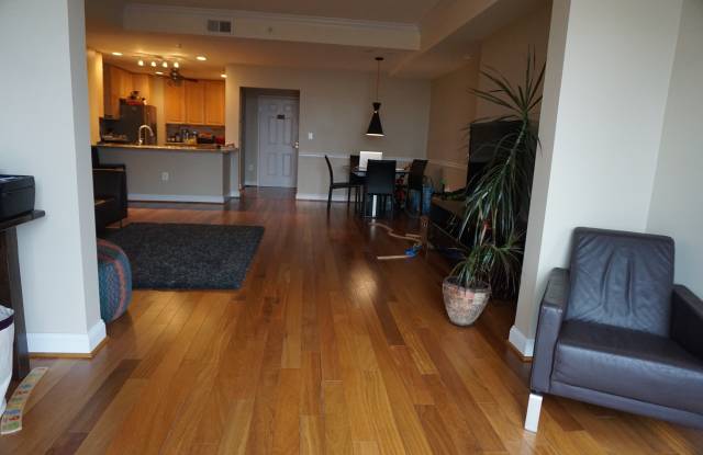 11776 Stratford House Place