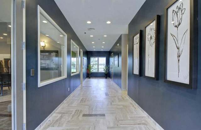 1430 Clearbrooke Dr Unit D21