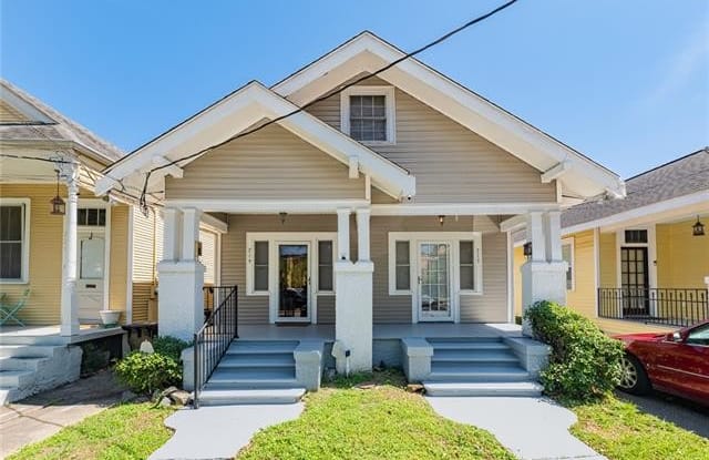 217 BROADWAY Street - 217 Broadway Street, New Orleans, LA 70118