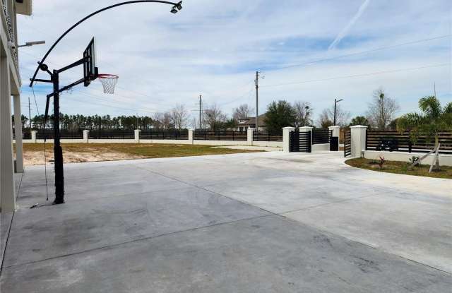 17102 HEARTWOOD LOOP