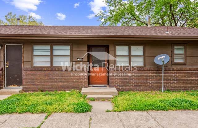 Photo of Large 2 bedroom 2 bath duplex