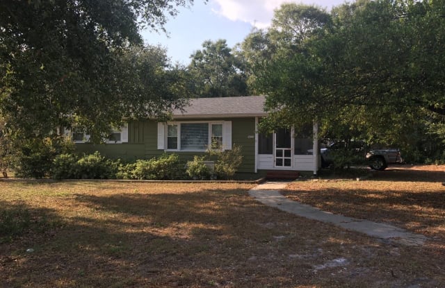 5211 Wrightsville Ave - 5211 Wrightsville Avenue, Wilmington, NC 28403