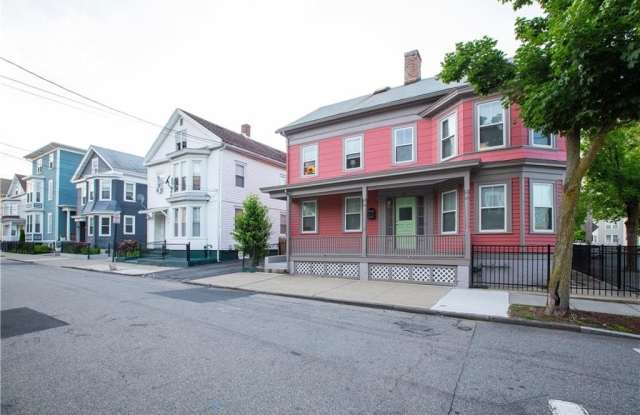 185 Carpenter Street