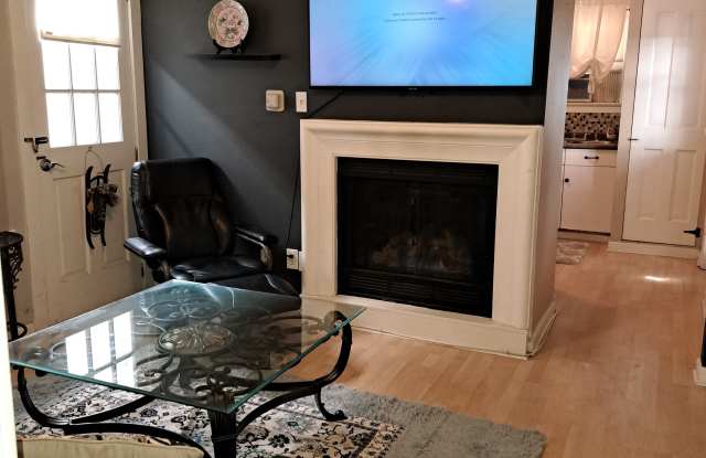 313 1/2 5th St Huntington Beach, California