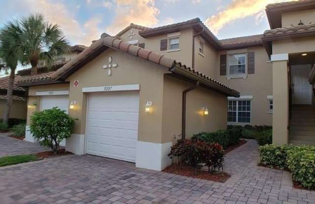 8207 NW 128th Lane
