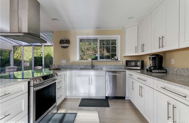 Gig Harbor Water View Home