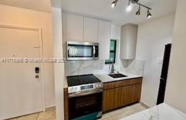 Photo of 1530 SW 2nd St