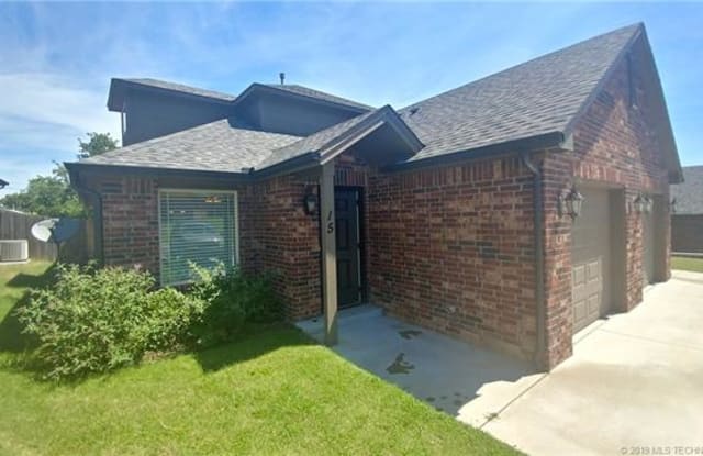 15 W 32nd Court - 15 W 32nd Ct, Sand Springs, OK 74063