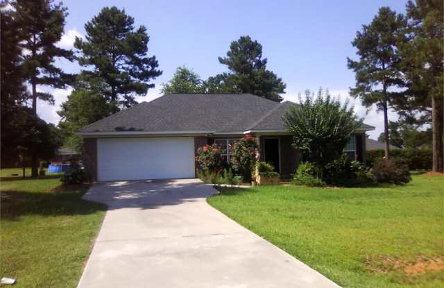 Photo of 819 Maple Drive