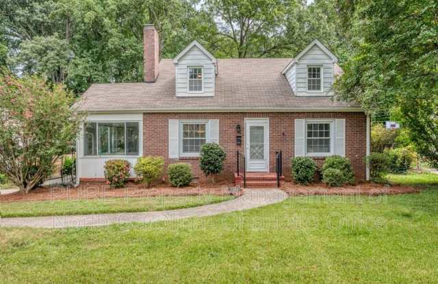 Photo of 1321 Pinecrest Avenue