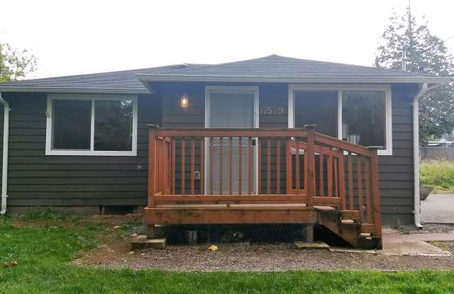 Lynnwood Bungalow