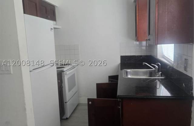 4090 NW 31st Ter