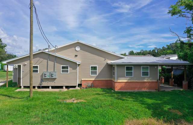 Photo of 385 Bayou Dularge Road - A