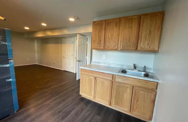 13817 ROSEWOOD Drive unit: Basement