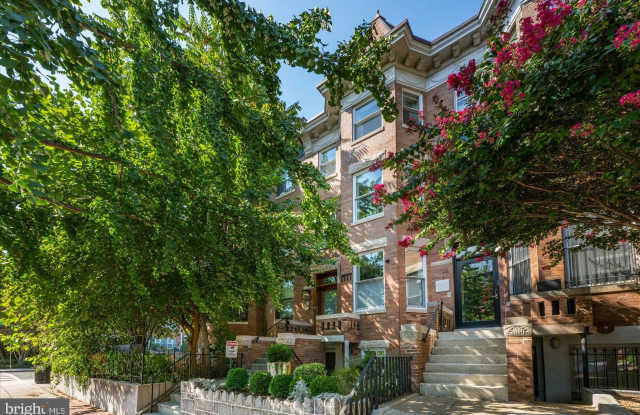 1777 T Street NW unit: 5