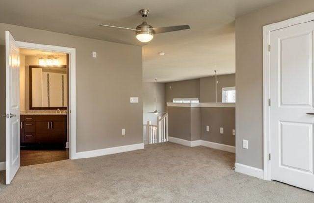 Loft One35 Apartments