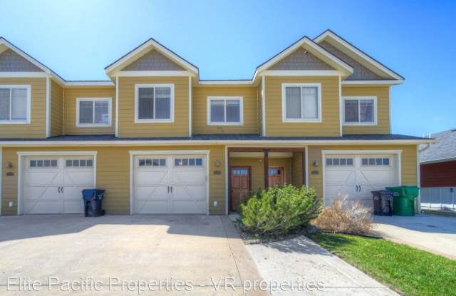 4376 Brookside Ln