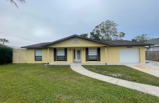 8307 17TH AVENUE NW - 8307 17th Avenue Northwest, Manatee County, FL 34209