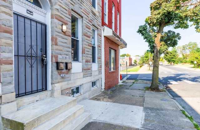 Photo of 1339 W LAFAYETTE Avenue W unit: 1