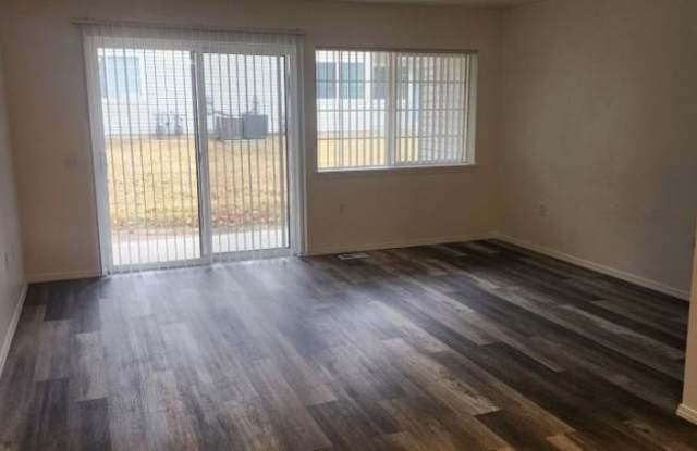 2510 Whispering Pine Dr