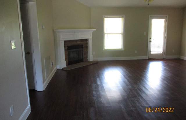 844 River Landing Blvd