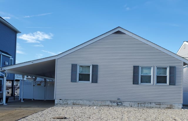 60 E Pampano Drive - 60 East Pampano Drive, Ocean County, NJ 08723