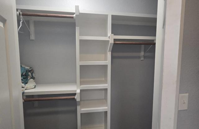 1305 North Main Street