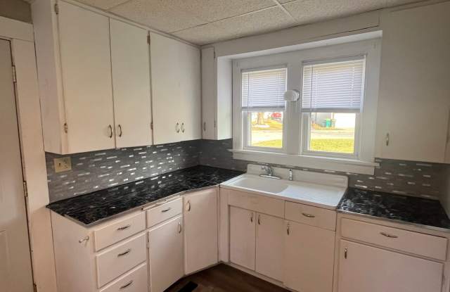 340 East Fond Du Lac Street - 1