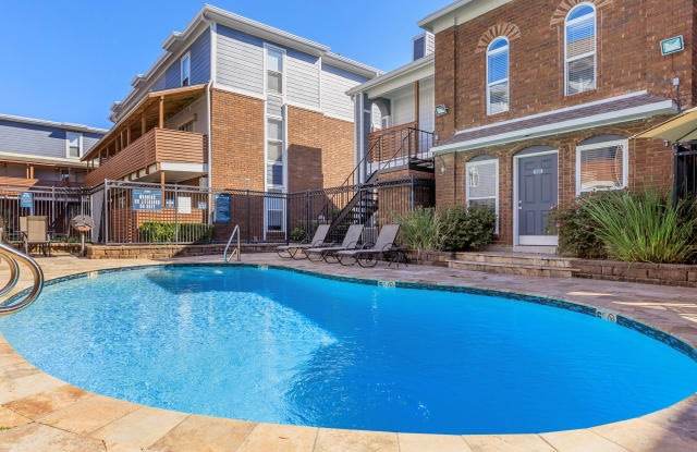 Arts Apartments at West Napoleon