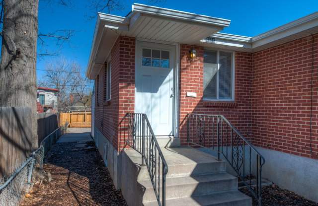 Roomy Sunnyside Duplex with Finished Basement in a Prime Location