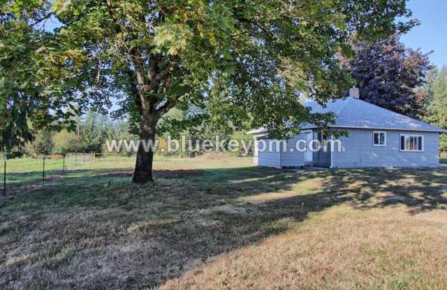 3 Bed, 1.5 Baths Home in Yacolt