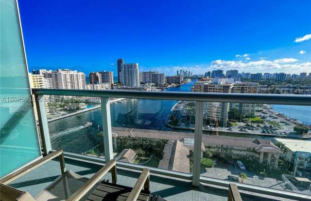 2602 E HALLANDALE BEACH BLVD
